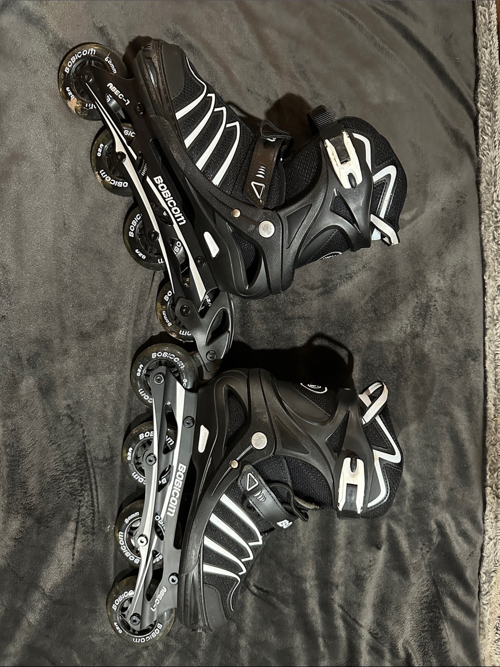 Black & White Inline Rollerblades